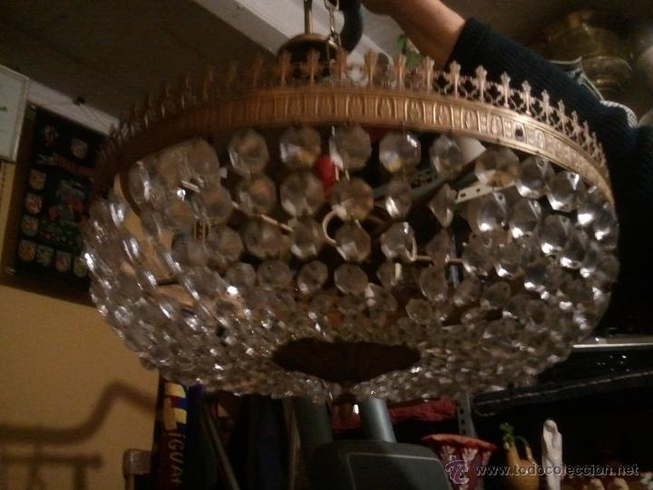 Antig&uuml;edades: L&aacute;mpara de metal y crystal. - Foto 1