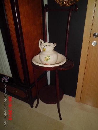 Antig&uuml;edades: PALANGANERO DE MADERA RESTAURADO - Foto 1