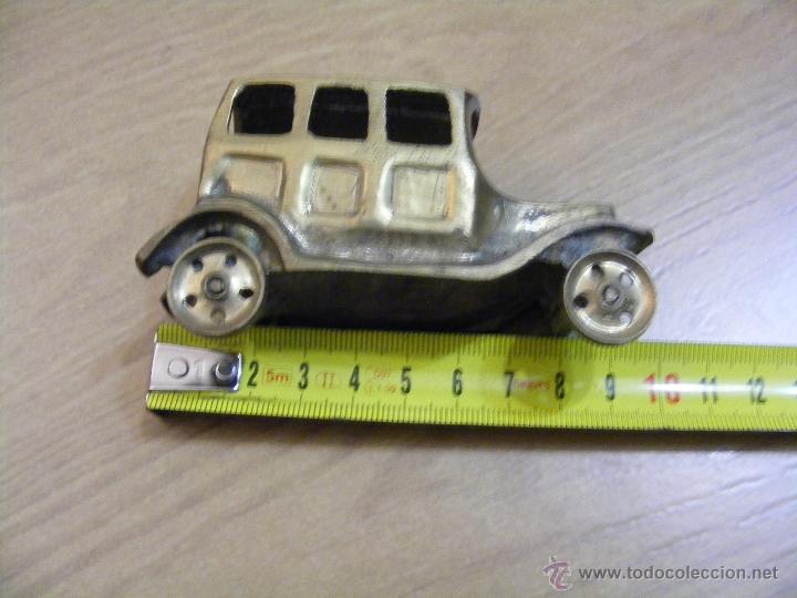 Antig&uuml;edades: Coche cobre 9 cm - Foto 2