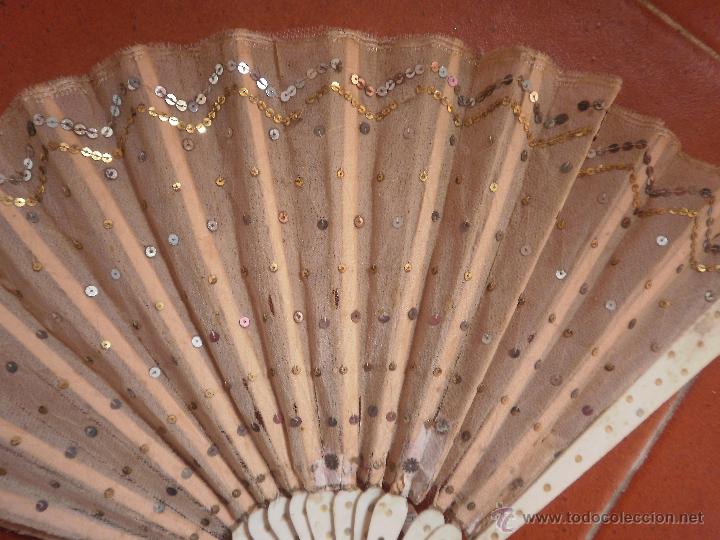 Antig&uuml;edades: Abanico antiguo de tul - Foto 2