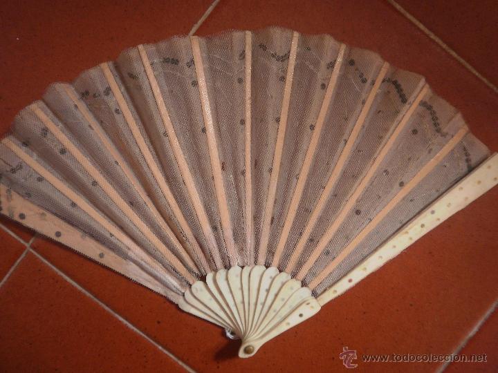 Antig&uuml;edades: Abanico antiguo de tul - Foto 4