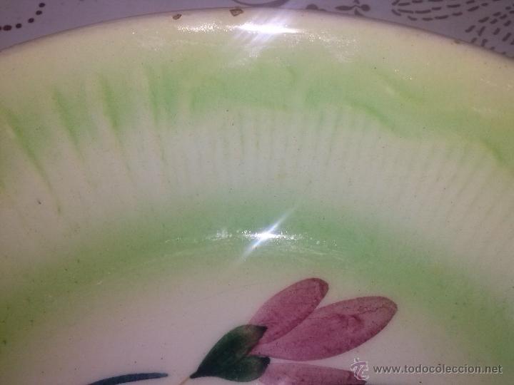 Antig&uuml;edades: antiguo plato de manises pintado a mano - Foto 5