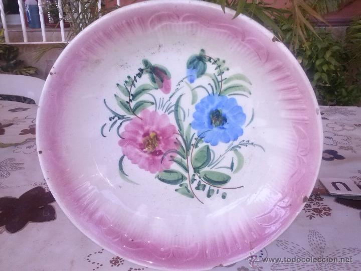 Antig&uuml;edades: antiguo plato de manises pintado a mano - Foto 1