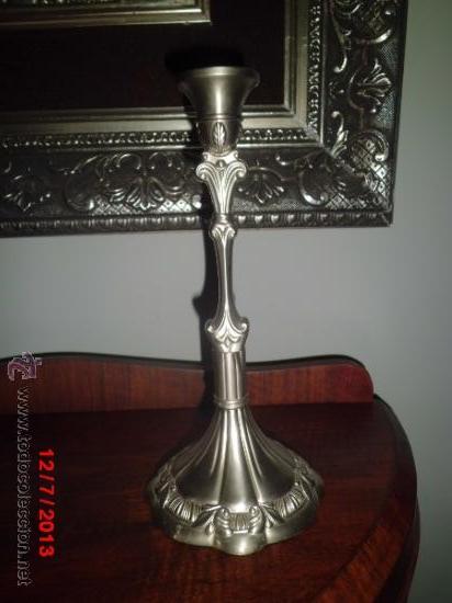 Antig&uuml;edades: CANDELABRO O PORTAVELAS  DE ESTA&Ntilde;O - Foto 1
