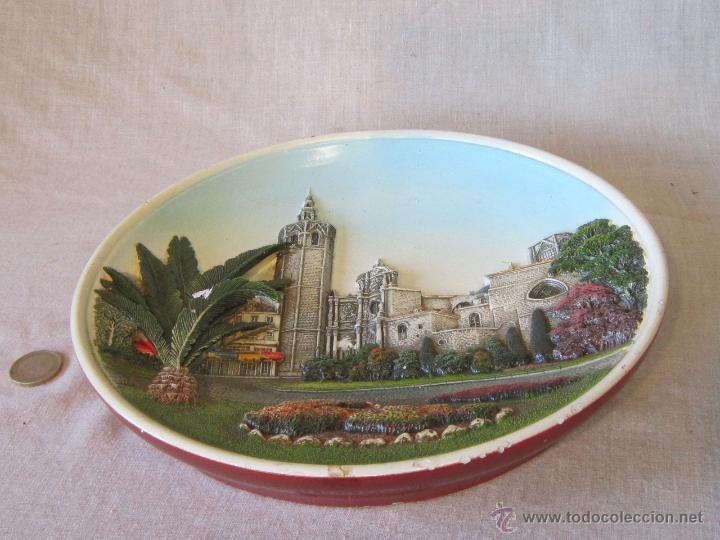 Antig&uuml;edades: PLATO CON RELIEVE - Foto 2