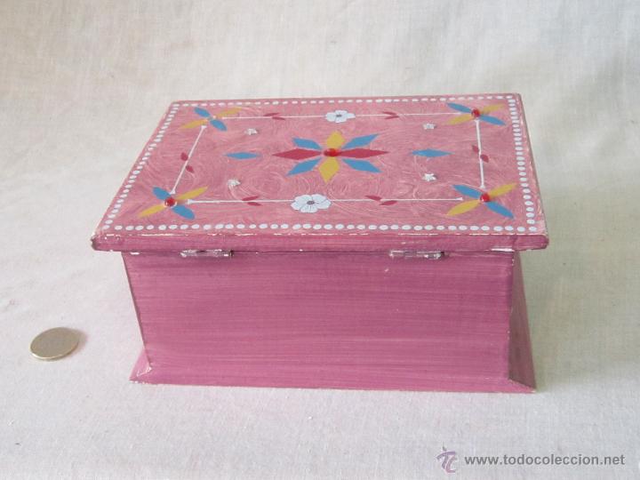 Antig&uuml;edades: CAJA JOYERO EN MADERA DECORADO EN ROSA - Foto 5