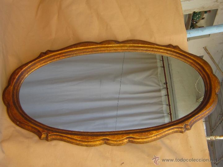 Antig&uuml;edades: ESPEJO GRANDE EN MADERA - Foto 2