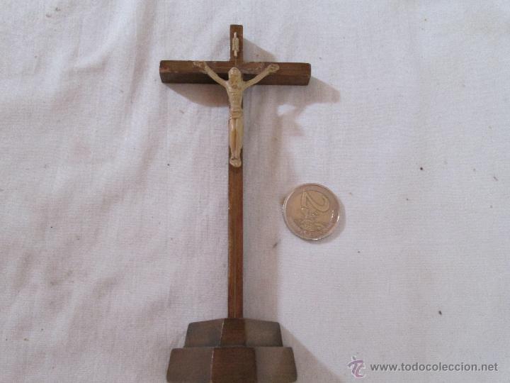 Antig&uuml;edades: Pequ&ntilde;o crucifijo . - Foto 1