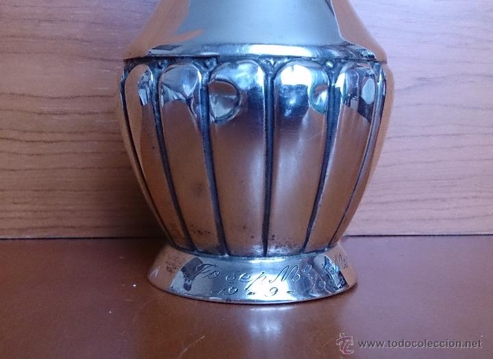 Antig&uuml;edades: Antiguo jarr&oacute;n en plata de ley repujada y contrastada . - Foto 14