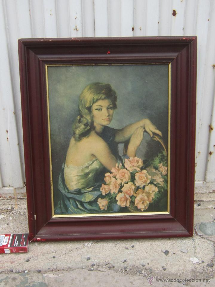 Antig&uuml;edades: MARCO EN MADERA CON LAMINA - Foto 1