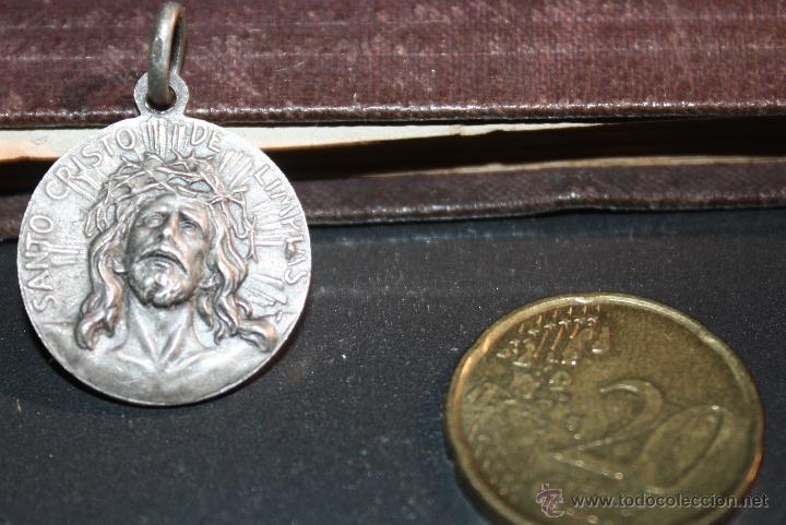 Antig&uuml;edades: MEDALLA RELIGIOSA PARECE PLATA - Foto 1