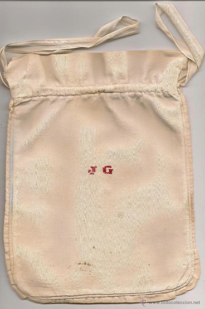 Antig&uuml;edades: Bolsa con muestras de ganchillo * CROCHET * - Foto 1