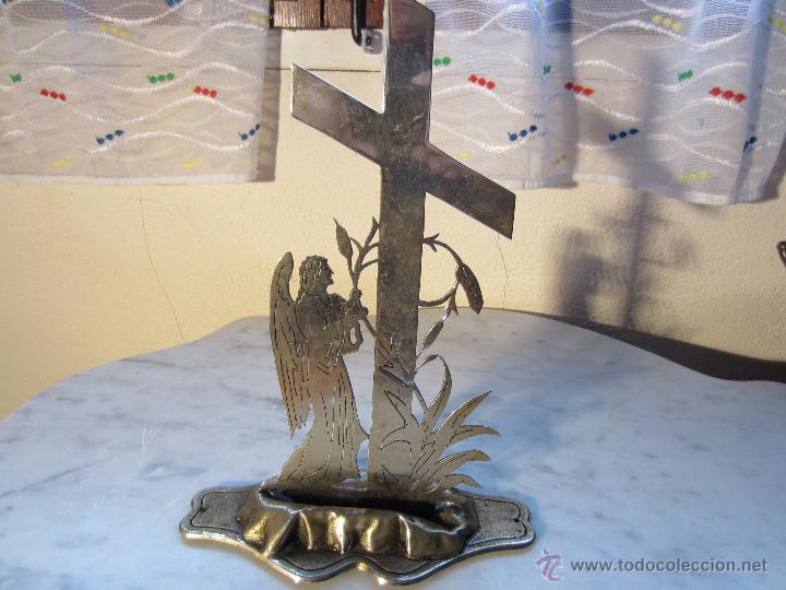 Antig&uuml;edades: cruz con angel - Foto 1
