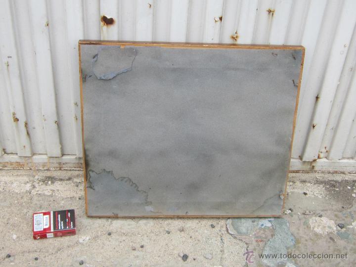 Antig&uuml;edades: MARCO DE MADERA CON CRISTAL Y LAMINA - Foto 2