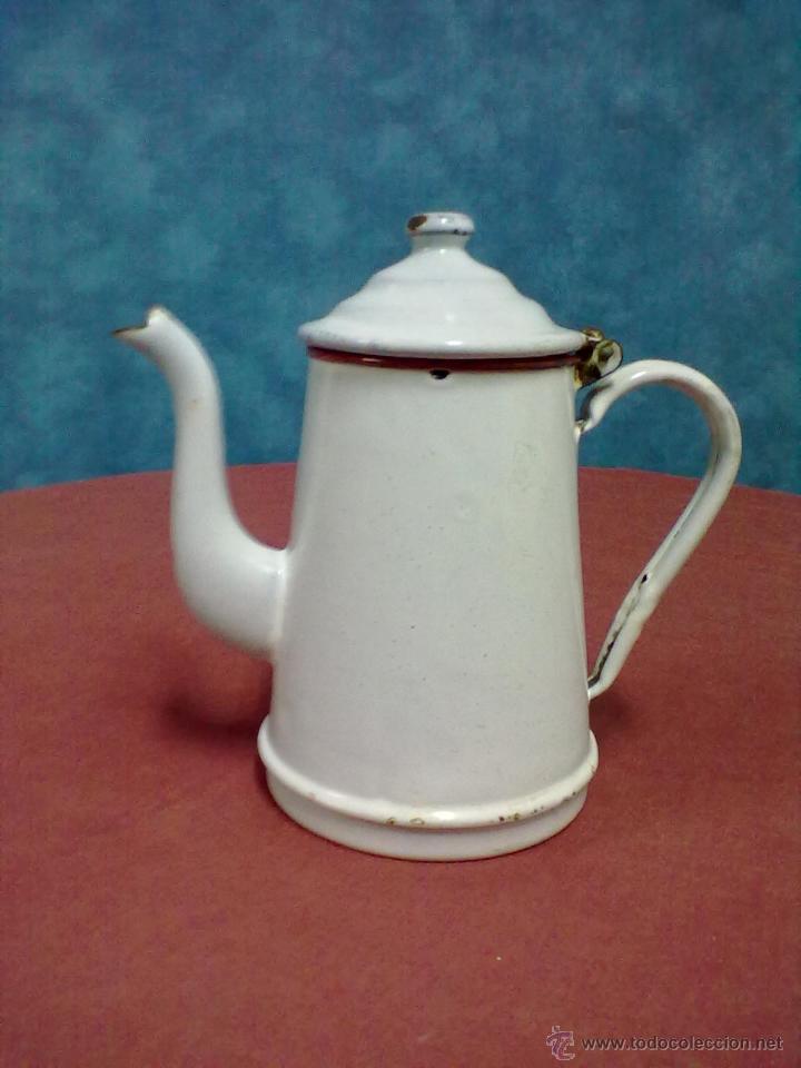 Antig&uuml;edades: CAFETERA HIERRO ESMALTADO - Foto 1