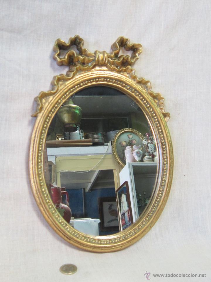 Antig&uuml;edades: ESPEJO EN RESINA DORADA - Foto 1