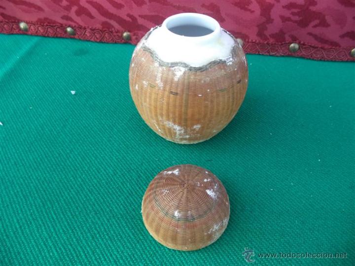 Antig&uuml;edades: bombonera oriental antigua - Foto 2