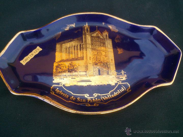 Antig&uuml;edades: BANDEJA de porcelana con oro de ley - Foto 1