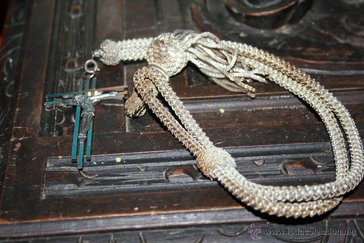 Antig&uuml;edades: dos crucifijos primera comunion uno de nacar - Foto 2