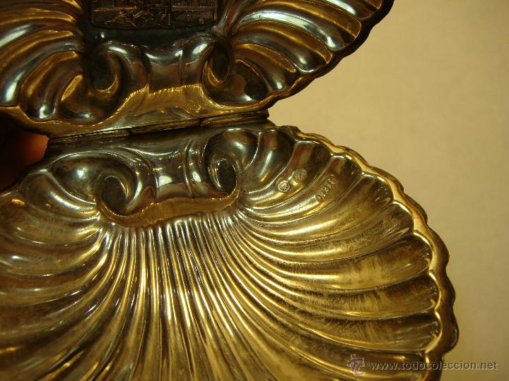 Antig&uuml;edades: Concha doble &middot; Plata maciza (.925) &middot; Santiago de Compostela &middot; Objeto devocional - Foto 3