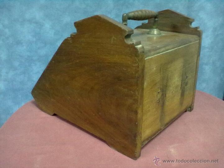 Antig&uuml;edades: CARBONERA CAOBA TALLADA - Foto 2