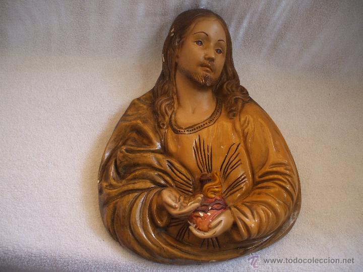 Oggetti Antichi: ANTIGUO CORAZON DE JESUS DE ESCAYOLA.