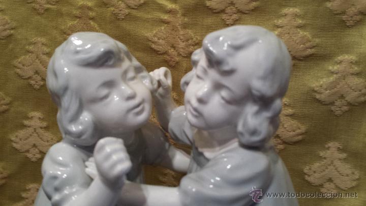 Antig&uuml;edades: figura ni&ntilde;as jugando - Foto 4