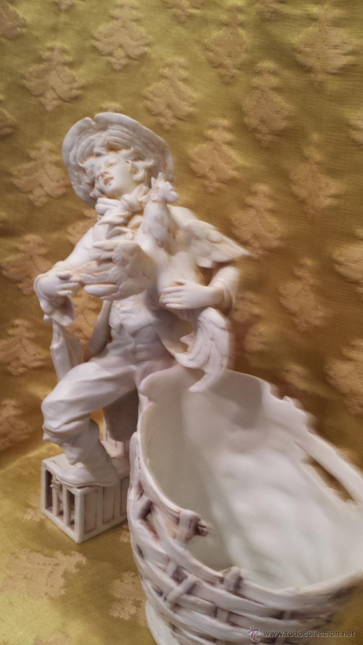 Antig&uuml;edades: Figura ni&ntilde;o granjero. - Foto 1
