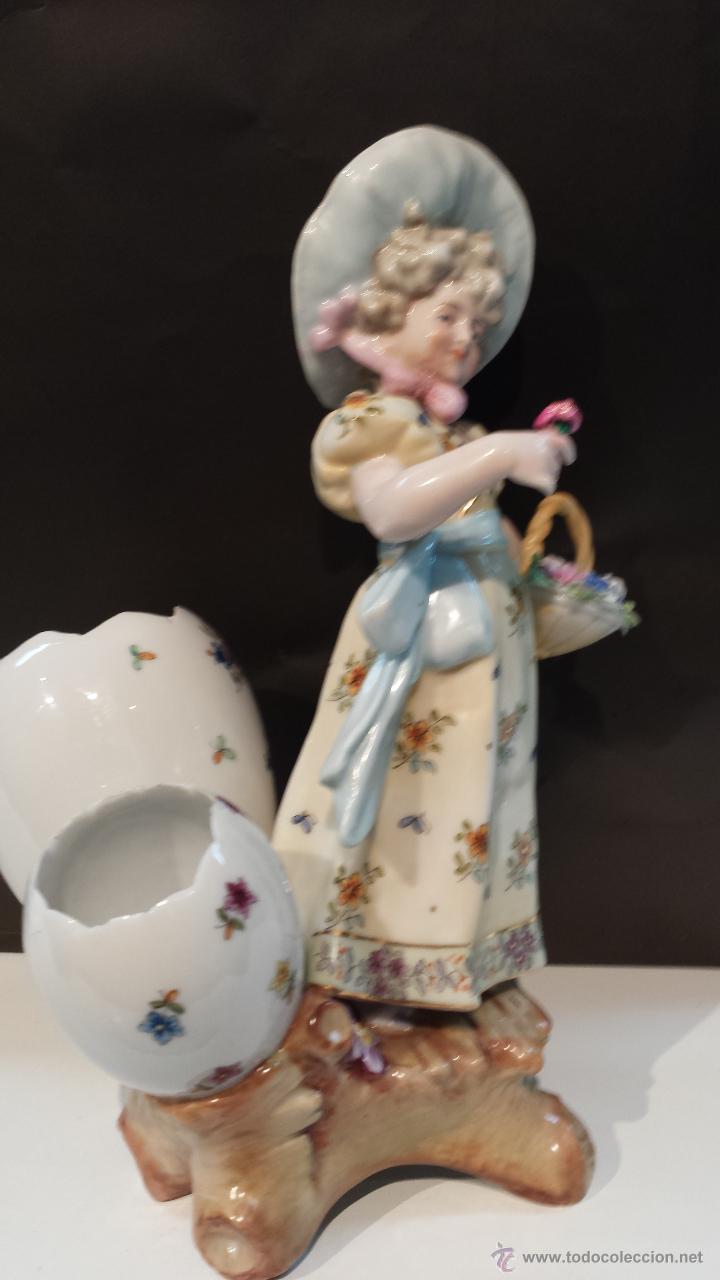 Antig&uuml;edades: FIGURA NI&Ntilde;A CON CESTO - Foto 2