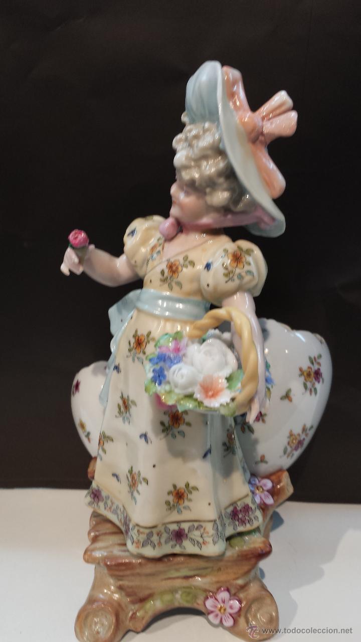 Antig&uuml;edades: FIGURA NI&Ntilde;A CON CESTO - Foto 5