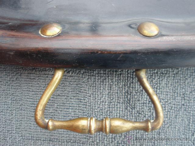 Antig&uuml;edades: BANDEJA MET&Aacute;LICA ASAS DE BRONCE. - Foto 4