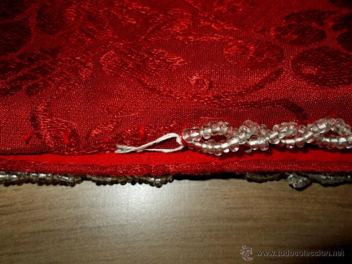 Antig&uuml;edades: CASULLA ROJA BORDADO CRISTAL - Foto 10