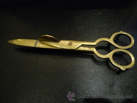 Antig&uuml;edades: ANTIGUAS TIJERAS DESPABILADERAS EN BRONCE - Foto 3