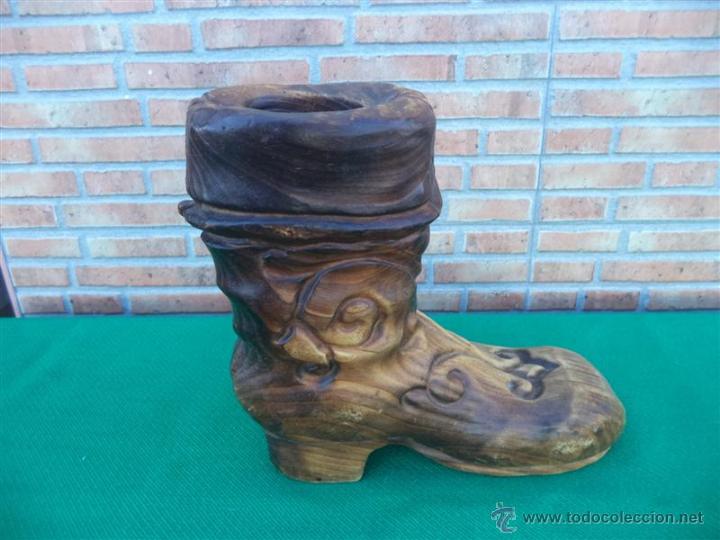 Antig&uuml;edades: lapicero de madera forma de bota - Foto 2