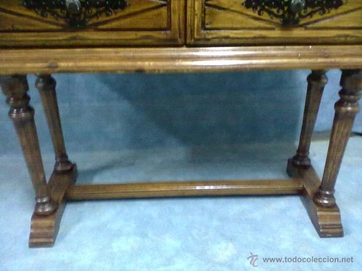 Antig&uuml;edades: ARCA ARCON BAUL SOBRE PATAS TORNEADAS - Foto 3