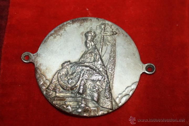 Antig&uuml;edades: MEDALLA RELIGIOSA PARECE PLATA - Foto 1