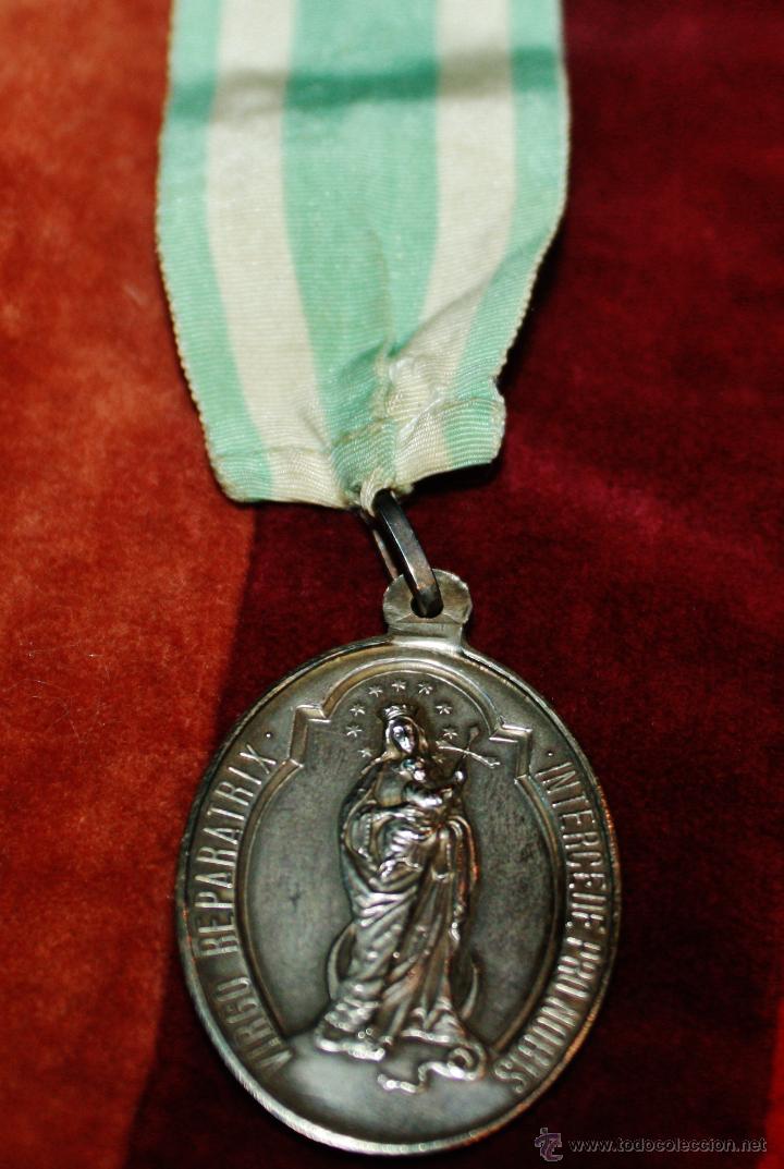 Antig&uuml;edades: MEDALLA RELIGIOSA PARECE PLATA - Foto 6