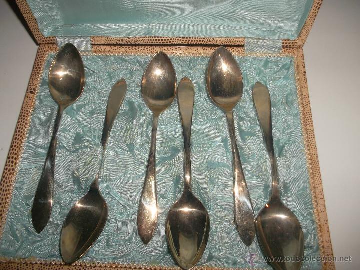 Antig&uuml;edades: 6 cucharillas  de alpaca con su caja - Foto 1