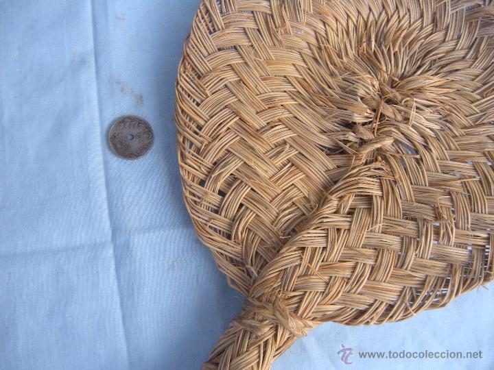 Antig&uuml;edades: ABANICO AIREADOR DE CHIMENEA - Foto 1