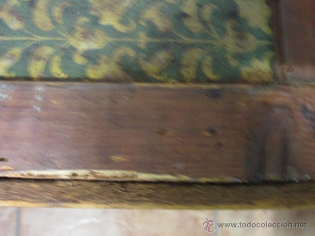 Antig&uuml;edades: Ba&uacute;l de madera recubierto de lata ( para restaurar ) - Foto 11