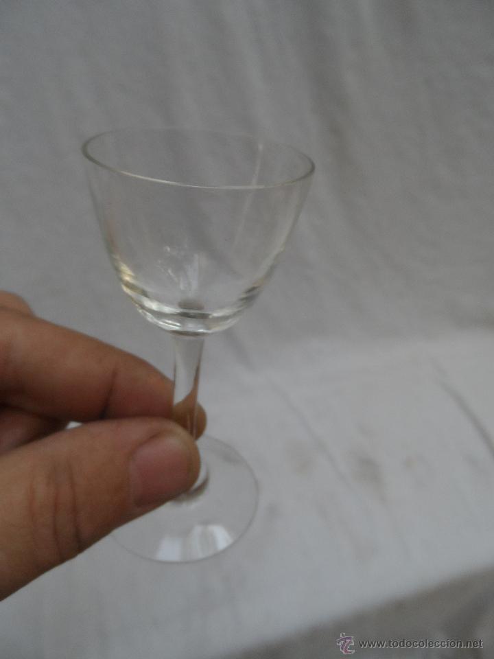 Antig&uuml;edades: copa vaso chupito licor de cristal