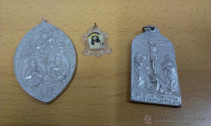 Antig&uuml;edades: LOTE DE 3 MEDALLAS RELIGIOSAS - Foto 2