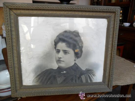 Antig&uuml;edades: MARCO DE MADERA CON ESTUCO Y PAN DE ORO ANTIGUO - Foto 1