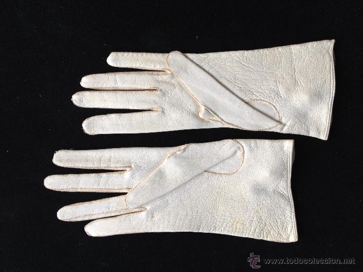 Antig&uuml;edades: PAR DE GUANTES - Foto 2