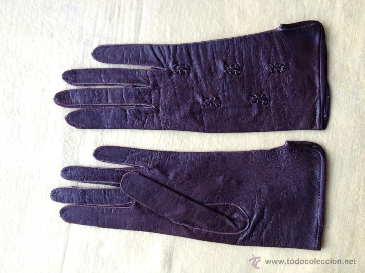 Antig&uuml;edades: PAR DE GUANTES - Foto 4