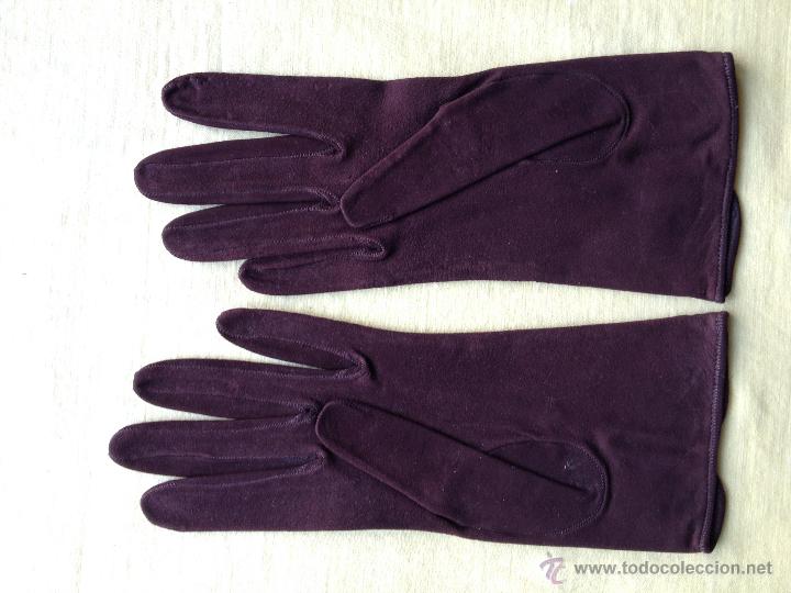 Antig&uuml;edades: PAR DE GUANTES - Foto 2