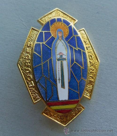 Antig&uuml;edades: MEDALLA RELIGIOSA BROCHE - ESMALTADA -CON AGUJA -BROCHE LOURDES ALICANTE