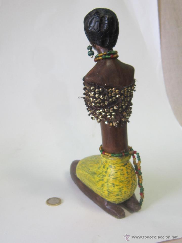 Antig&uuml;edades: FIGURA EN MADERA - Foto 3