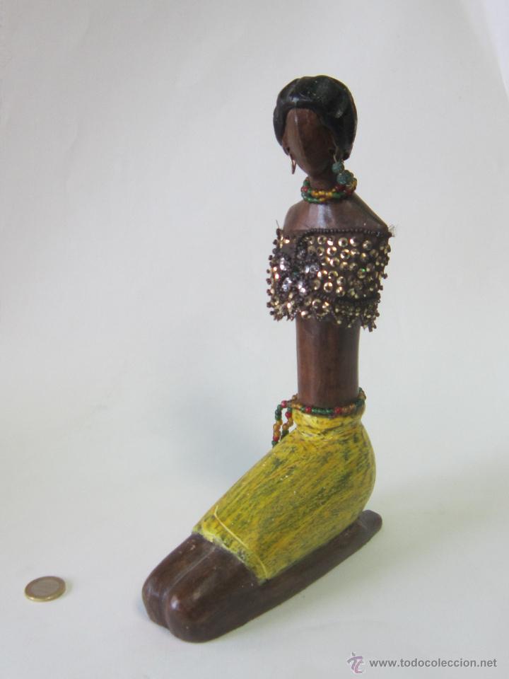 Antig&uuml;edades: FIGURA EN MADERA - Foto 4