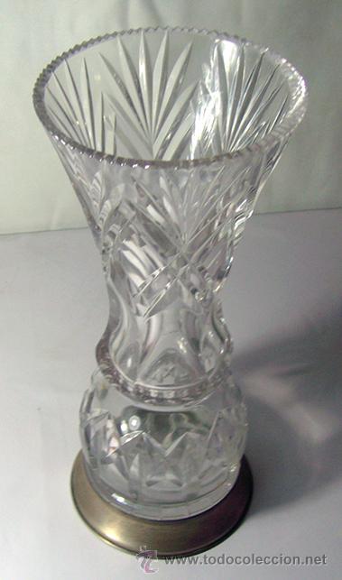 Antig&uuml;edades: JARRON DE CRISTAL TALLADO CON BASE DE PLATA - Foto 2